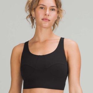 NWOT Lululemon Front-Darting Yoga Bra (Light Support, B/C Cup)